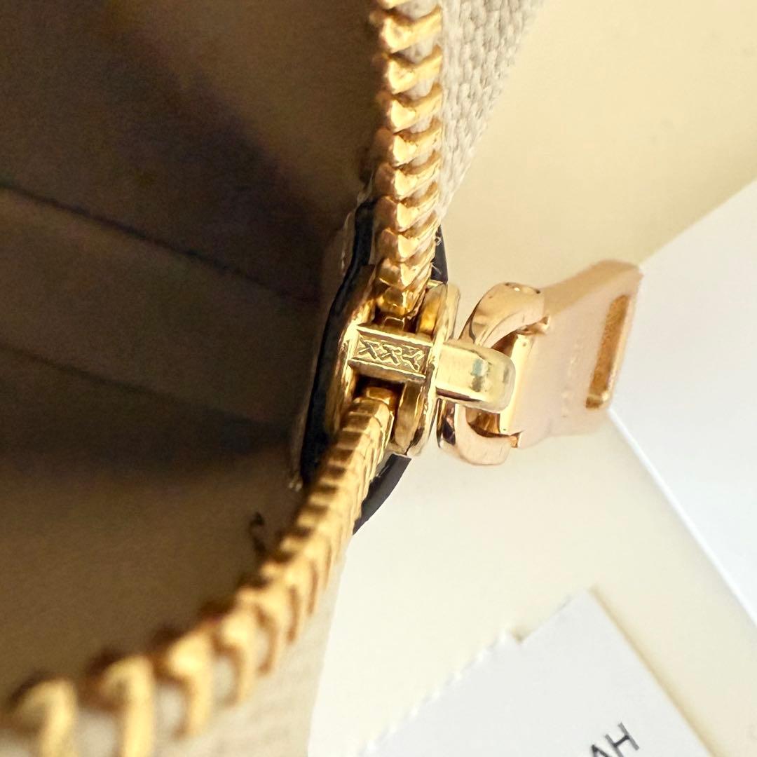 COACH コース　ケース　小銭入れ財布　ホワイト　レッド　苺柄　イチゴ柄