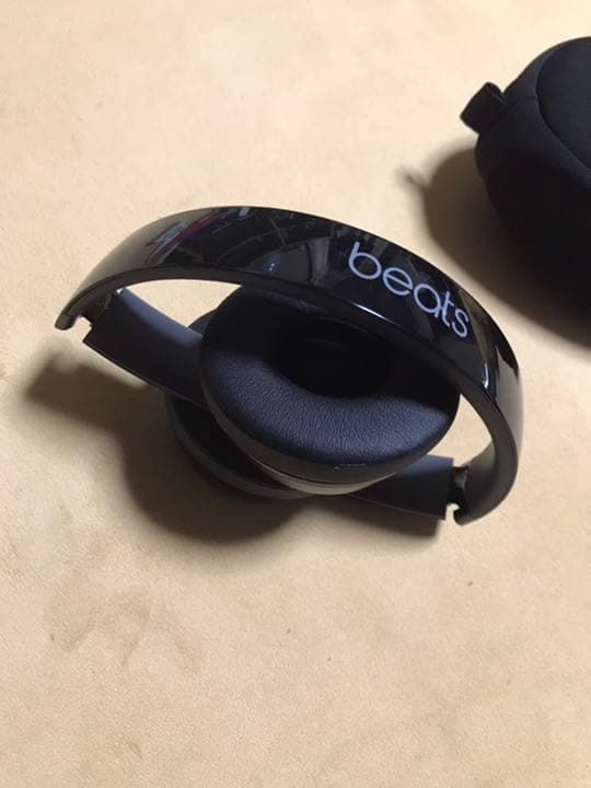 Beats ベッドホン