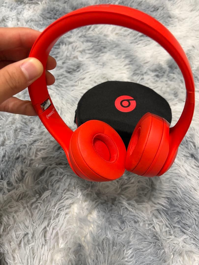 Beats Solo3 Wireless レッド
