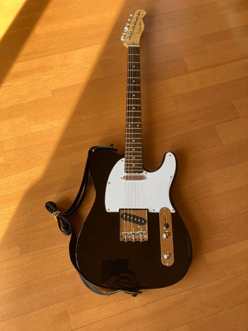 エレキギター、スタンド、ケース、スピーカー、マガジンCDセット