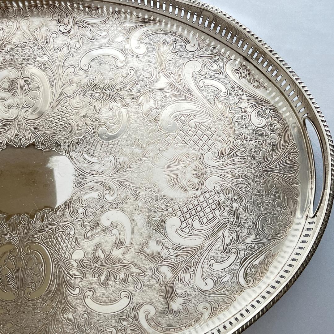 【英国】 ギャラリートレー オーバル型 45cm 装飾フット 大型