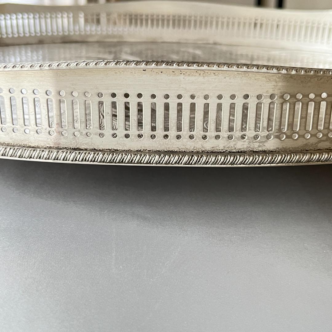 【英国】 ギャラリートレー オーバル型 45cm 装飾フット 大型