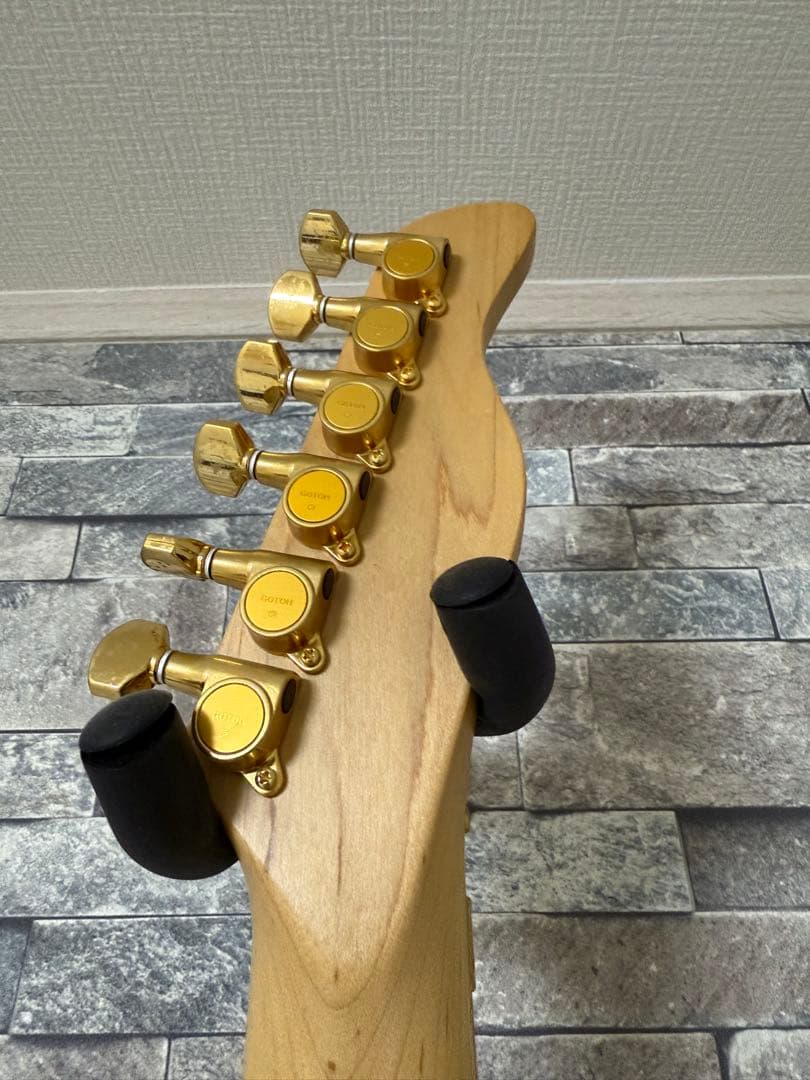 Fernandes エレキギター ホワイト　kenモデル