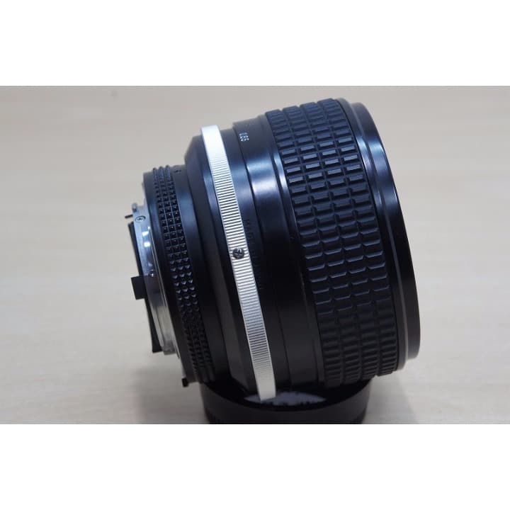 単焦点 明るい Nikon Ai-S NIKKOR 85mm F1.4