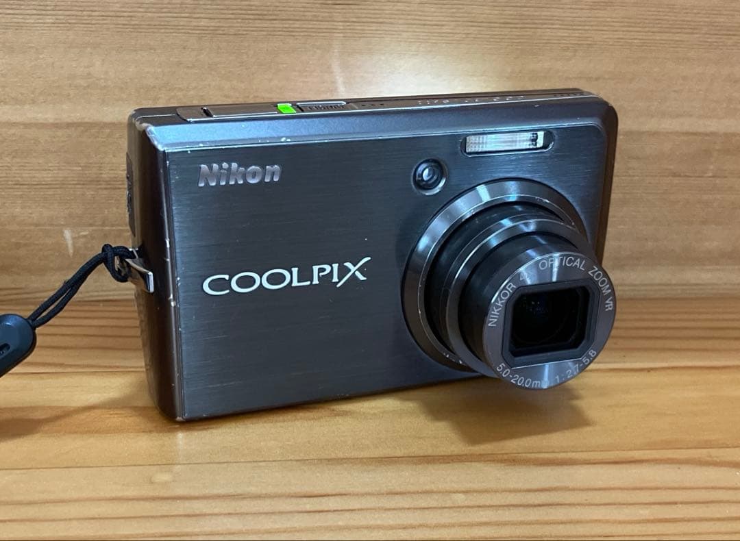 Nikon COOLPIX S600 コンパクトデジタルカメラ