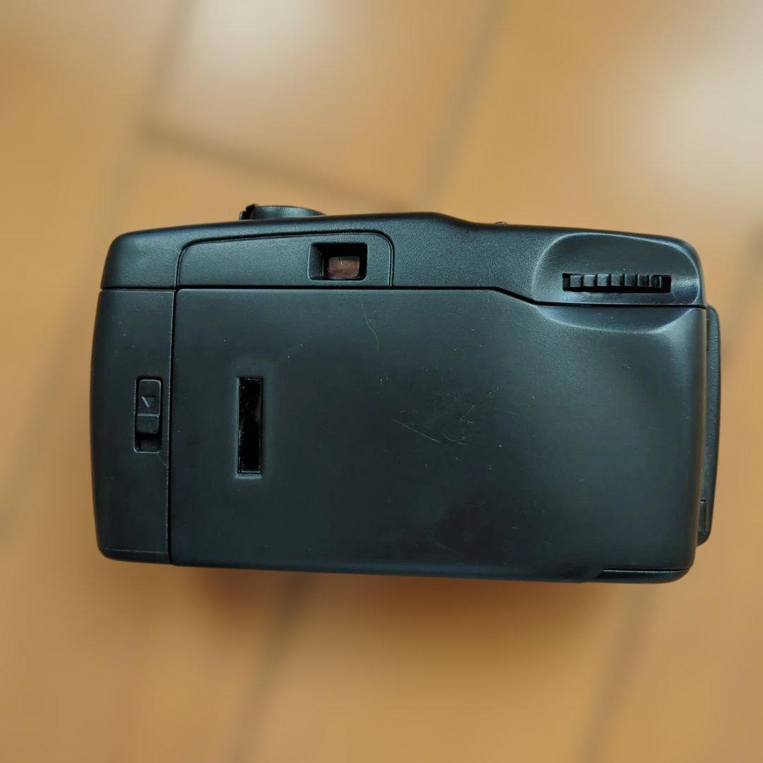 サンリオ ハローキティ 35mm　フィルムカメラ　トイカメラ