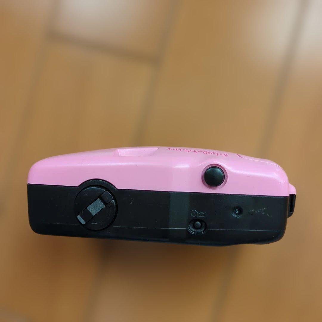 サンリオ ハローキティ 35mm　フィルムカメラ　トイカメラ