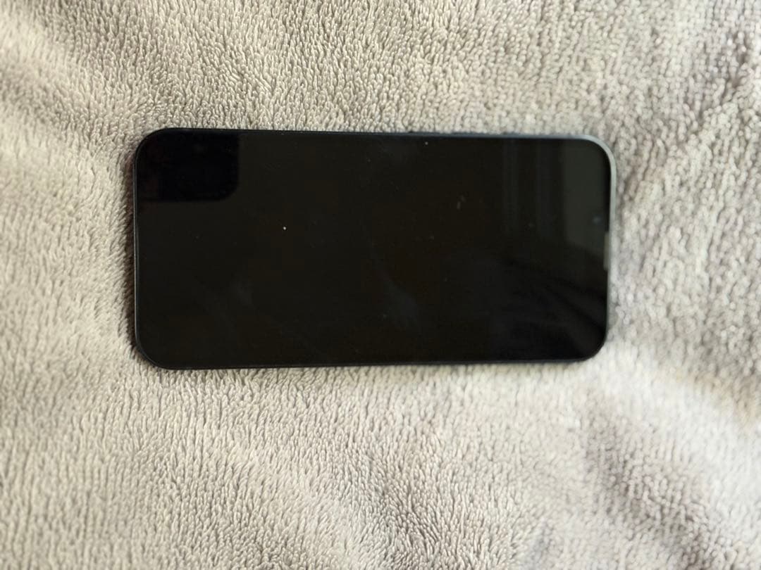 Apple iPhone13 ミッドナイト