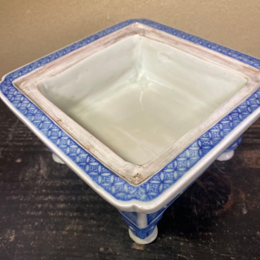 大明万暦年制年号　染付獣頭脚付筆洗