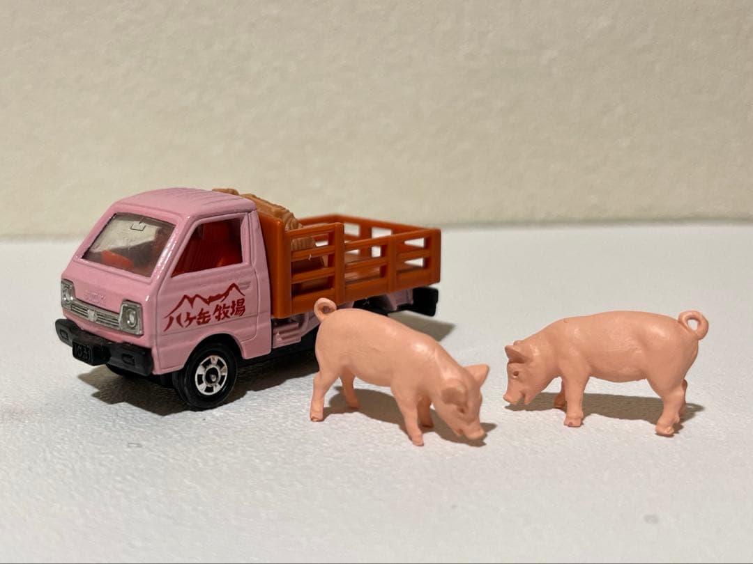 トミカ 日本製 黒箱 39 スズキ キャリイ 家畜運搬車 スーパーギフト