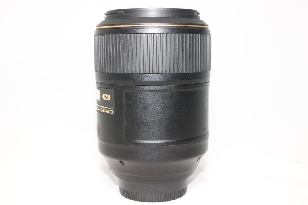 美品⭐プロ愛用 マイクロレンズ⭐ Nikon 105mm f/2.8VR