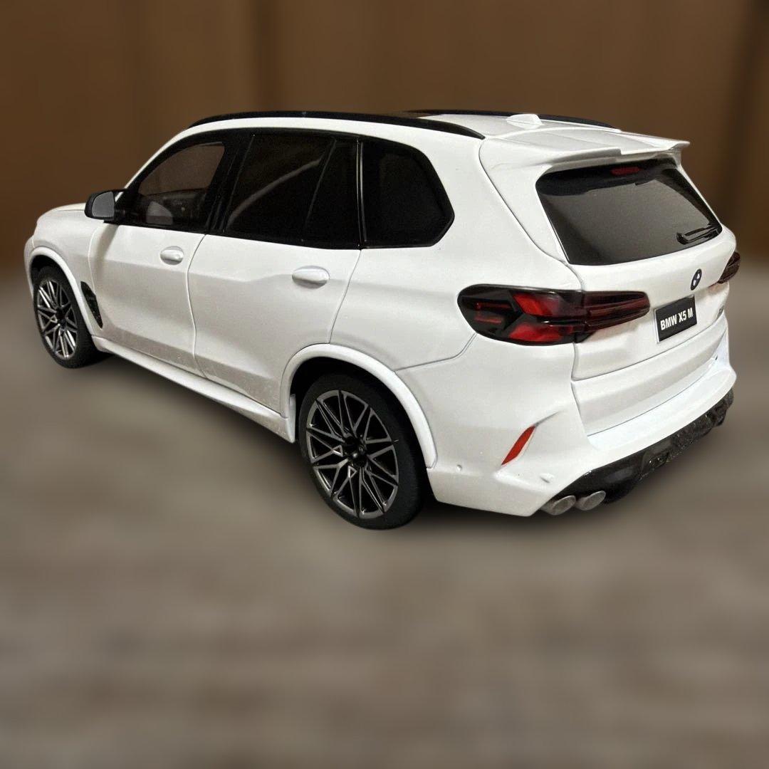1/18 BMW X5M LCI ダイキャストモデル