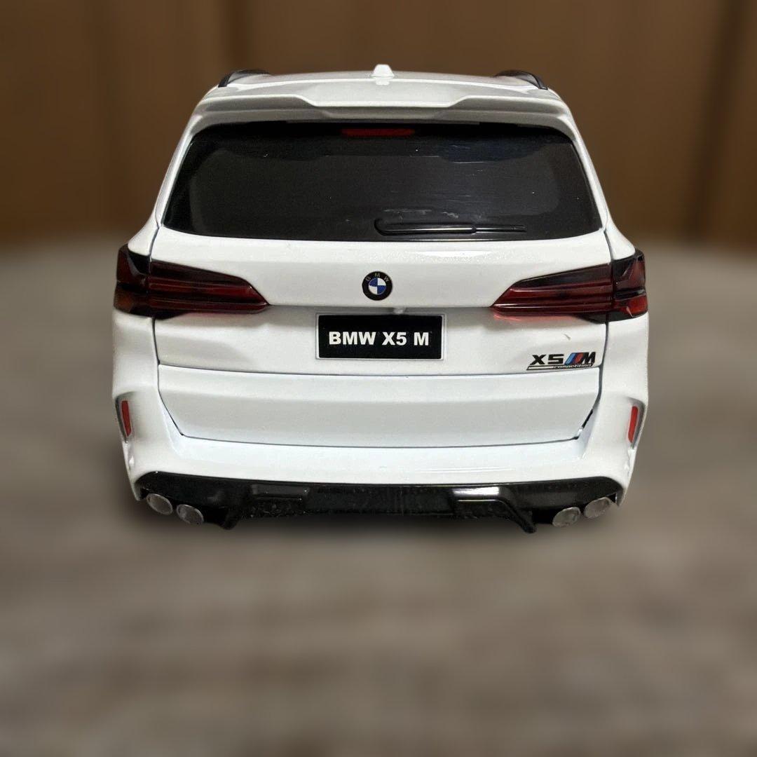 1/18 BMW X5M LCI ダイキャストモデル