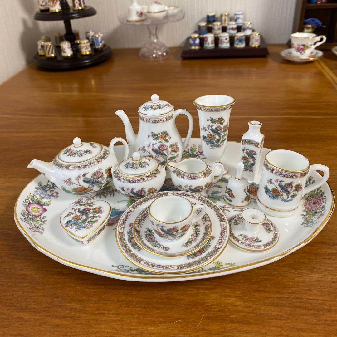 ウェッジウッド　クタニクレーン　ミニチュアセット　黒壺　14ピース