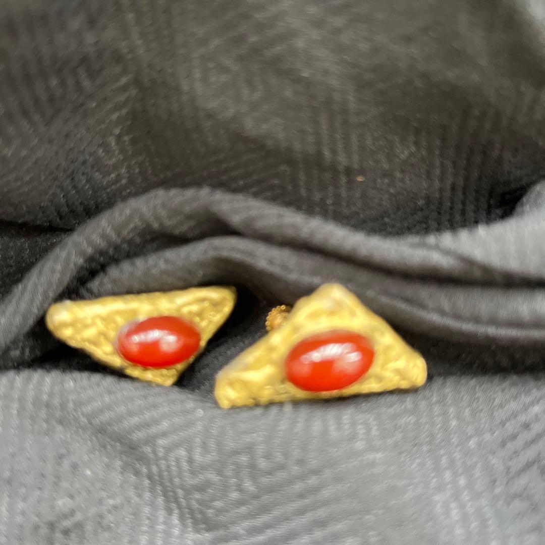 日本画　横22㎝、縦28.５㎝