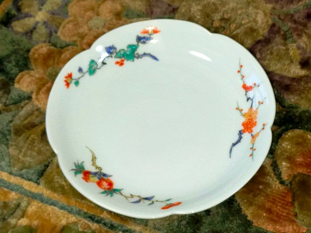 ♥未使用♥　人間国宝　13代　♥　酒井田柿右衛門　♥　皿　５枚　共箱付き