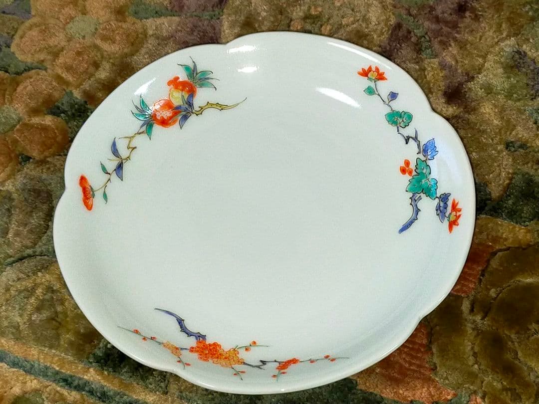 ♥未使用♥　人間国宝　13代　♥　酒井田柿右衛門　♥　皿　５枚　共箱付き