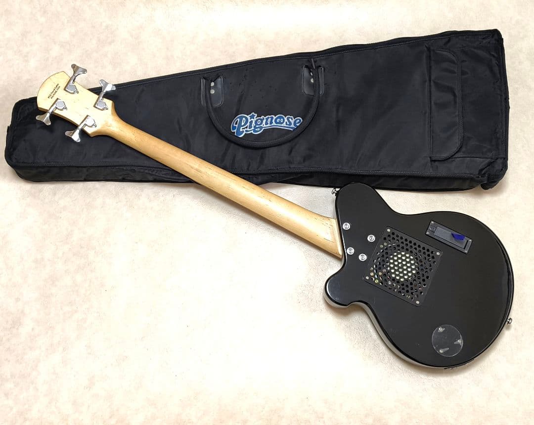 【超美品】PIGNOSE アンプ内蔵ミニベース BS 専用ケース付きピグノーズ