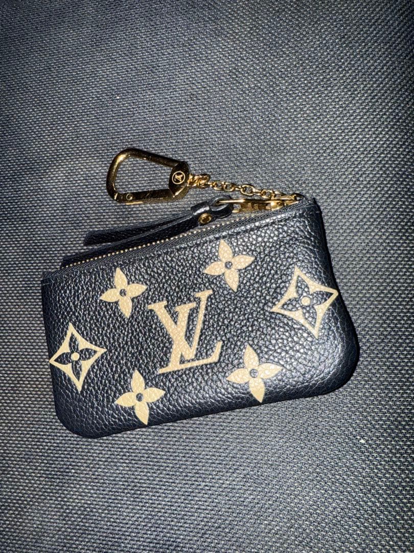 Louis Vuitton ケース 黒
