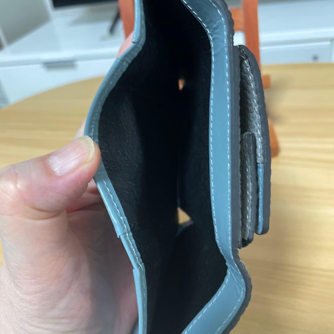 グレー レザー 三つ折り財布