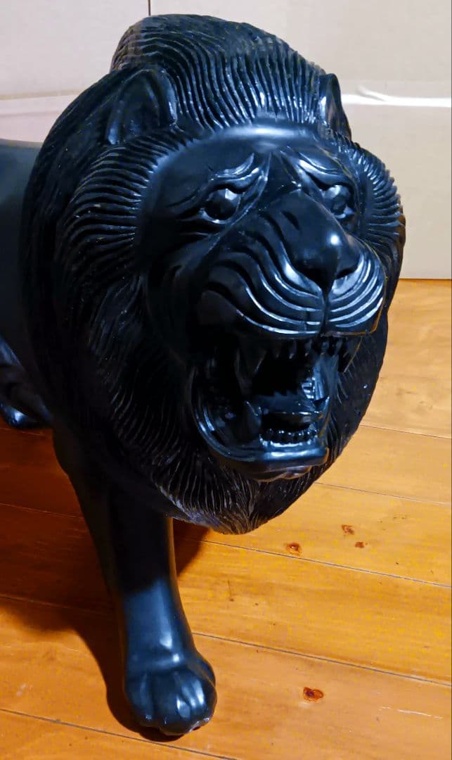 特大置物 木製 ライオンのオブジェ 高さ44cm 長さ63cm 重さ22kg