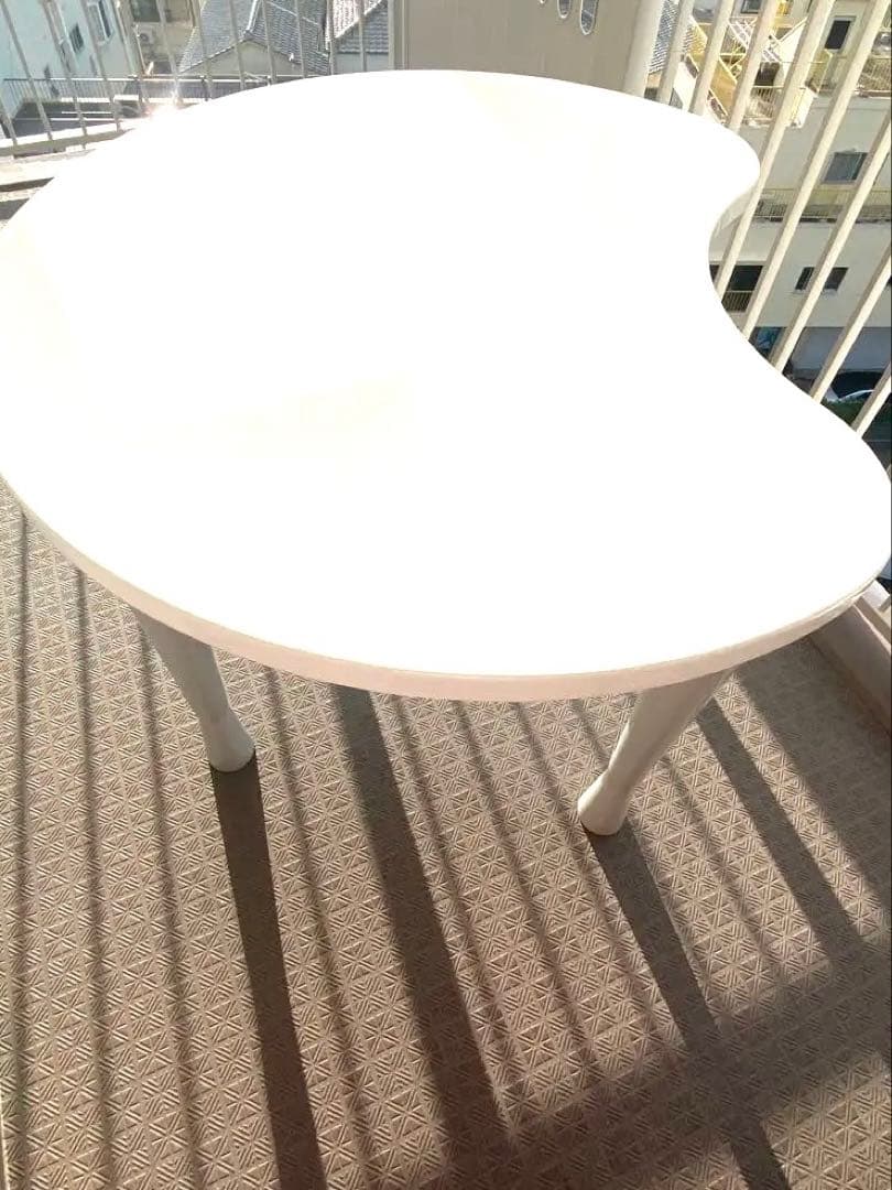 パレット型 ホワイトダイニングテーブル 広々 インテリア 真っ白