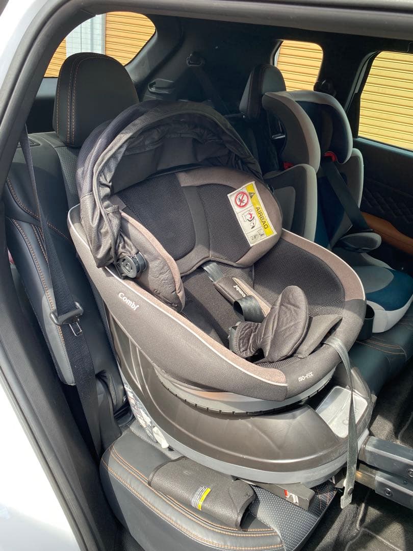 Cozyl 車用チャイルドシート
