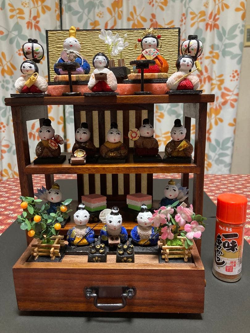 雛人形　ハンドメイド　豆雛木目込み十五人揃え