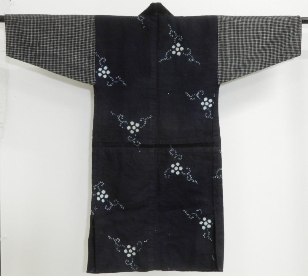 木綿・東北浅舞絞り長半纏・明治期前後・裏面は藍型染め・緻密刺子・秋田県の工芸品