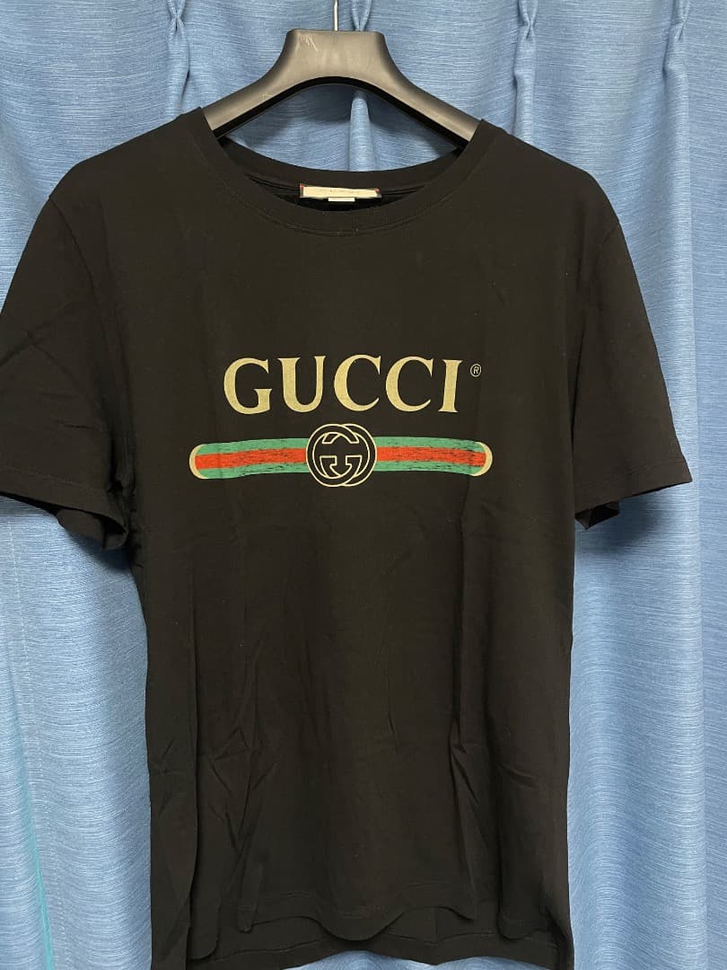GUCCI ブラック Tシャツ（箱付き）
