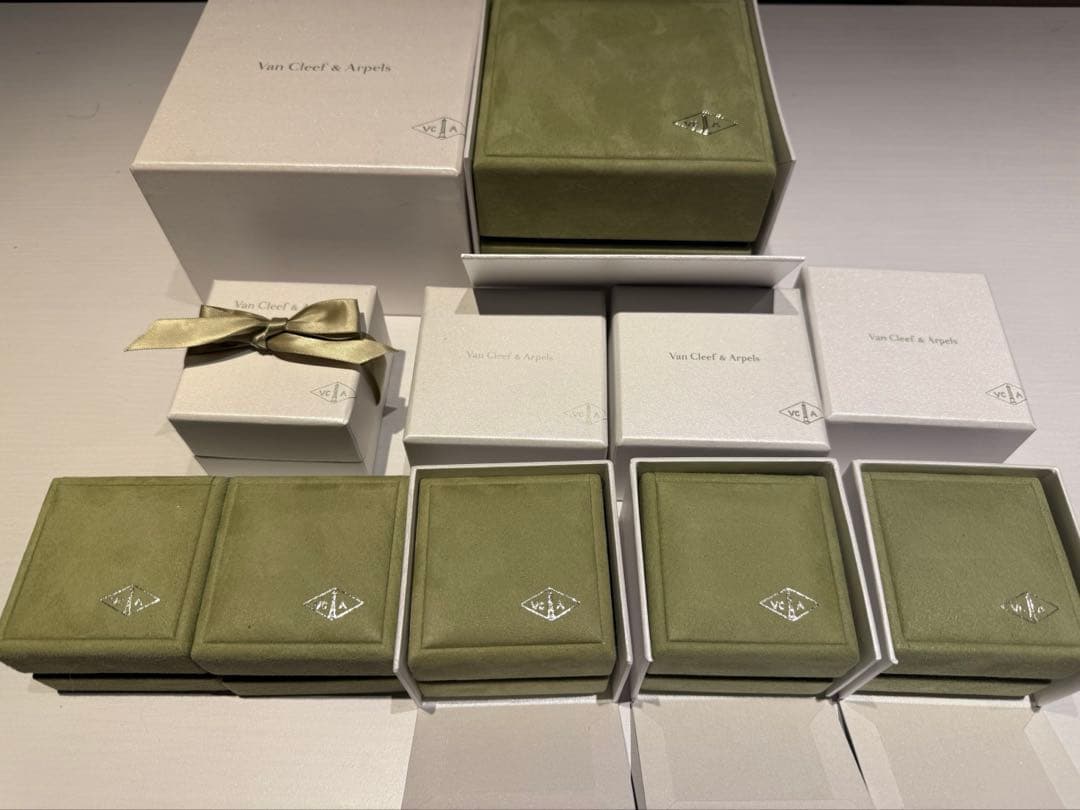 ヴァンクリーフ　ジュエリーケース 空箱