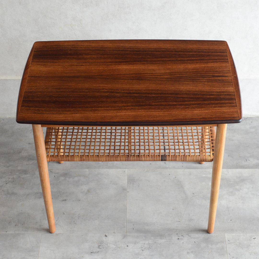 デンマーク 北欧ヴィンテージ サイドテーブル ローズウッド 北欧家具 ラタン棚付