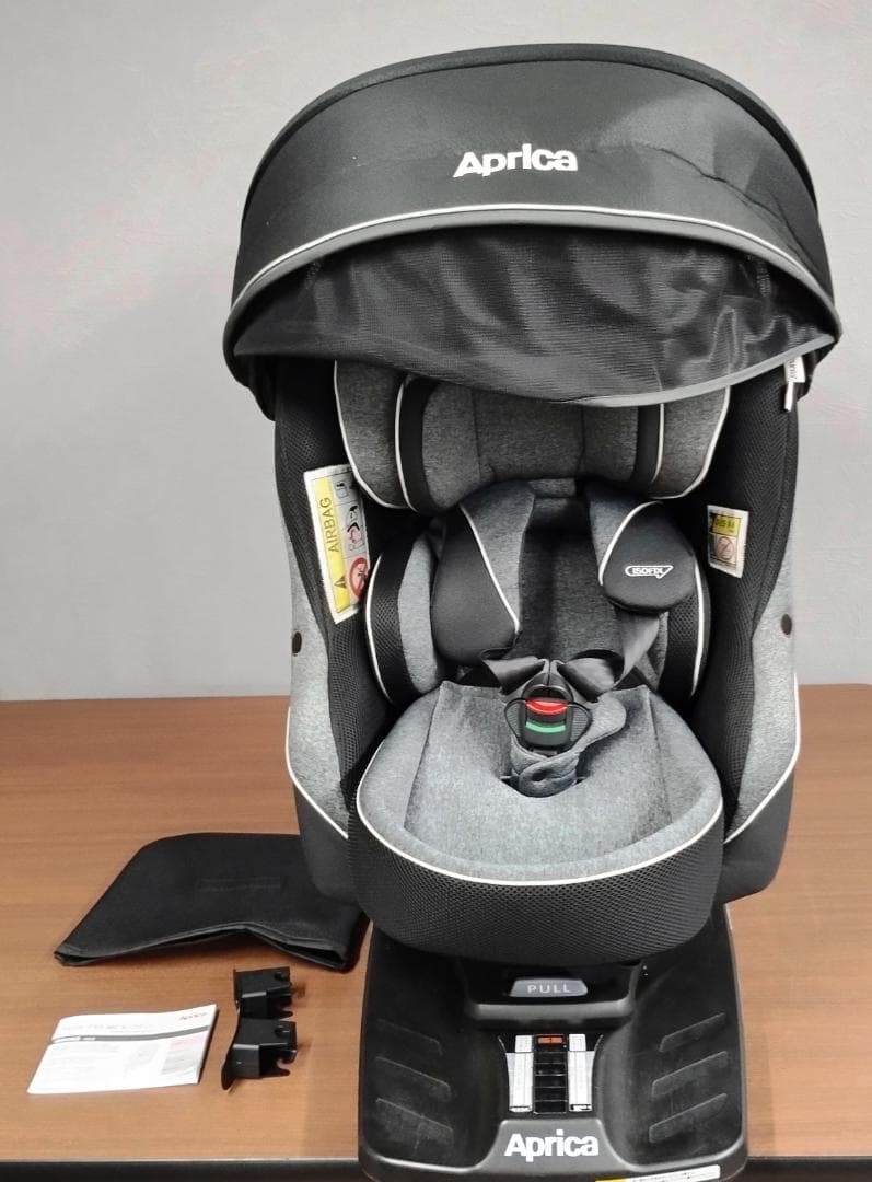 専用依頼品　良品【付属品完備】アップリカ クルリラ プラス360°セーフティー