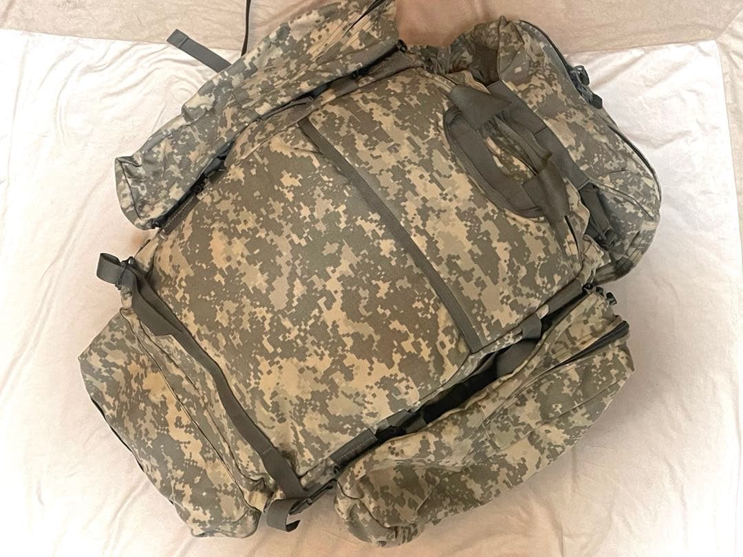 【BLACKHAWK】タクティカルSOFアリスパック(ACU)特殊作戦用バック