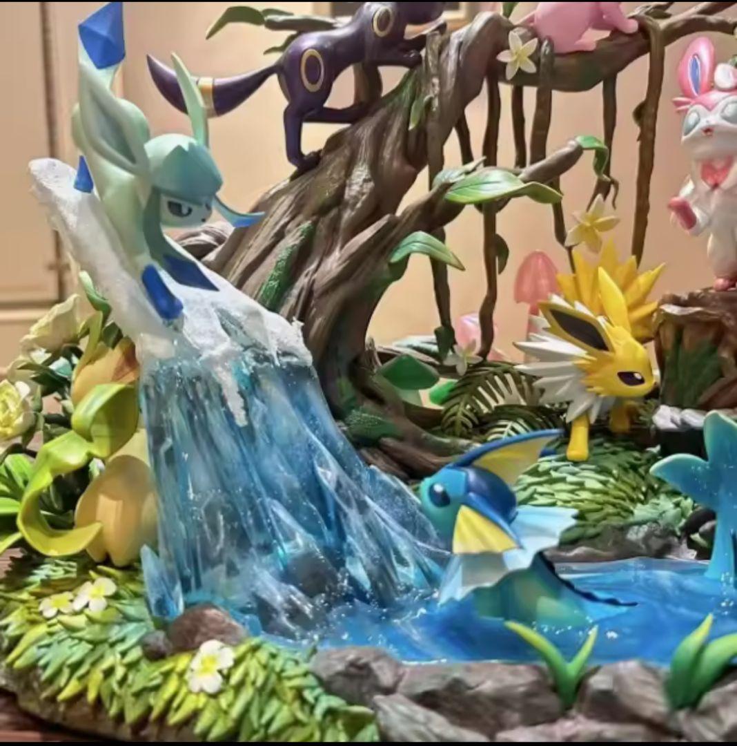 ポケモン　イーブイフレンズ　イーブイと進化系のフィギュア