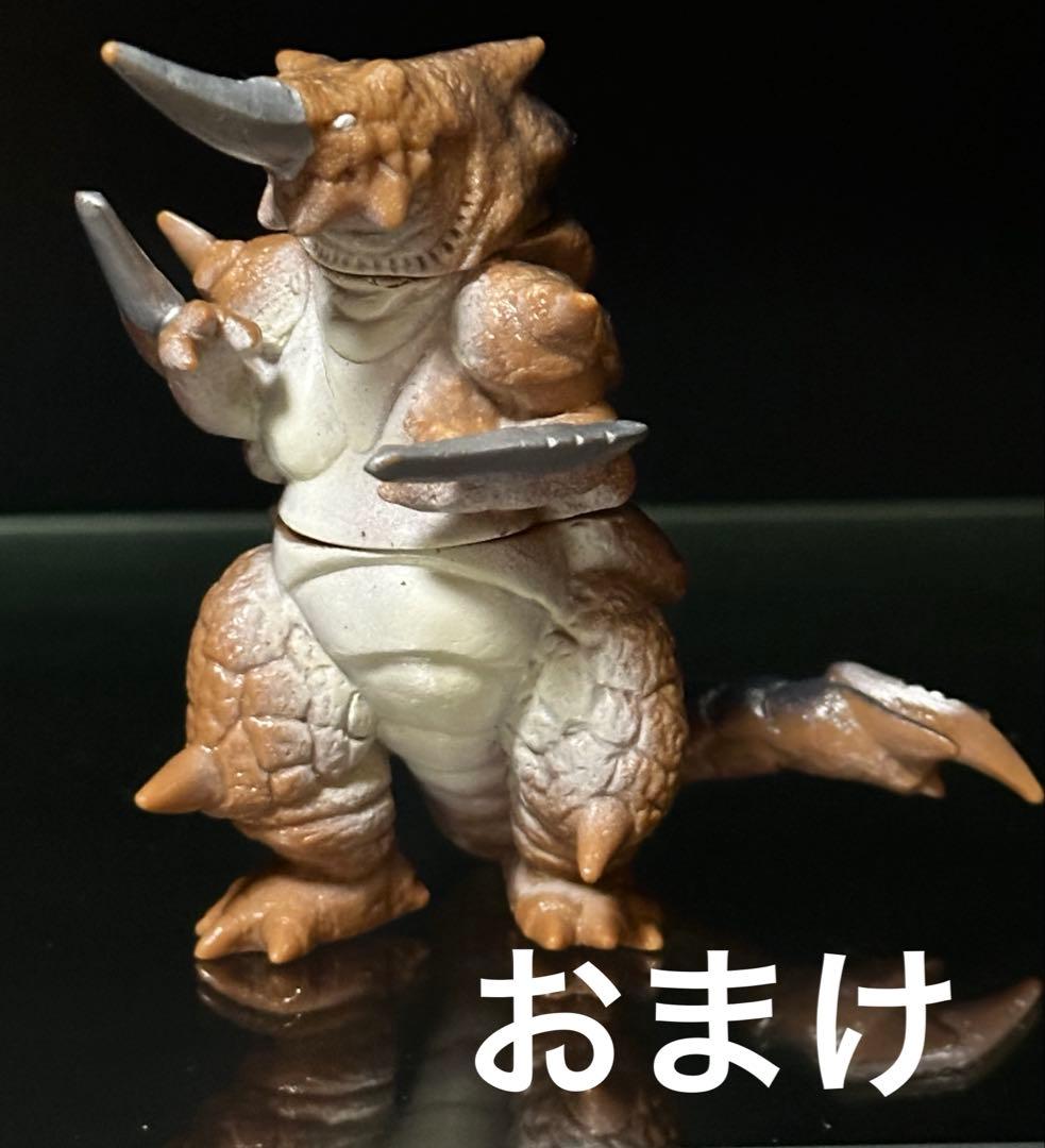 電光超人グリッドマン　メタラス　ソフビ　色違いセット　他