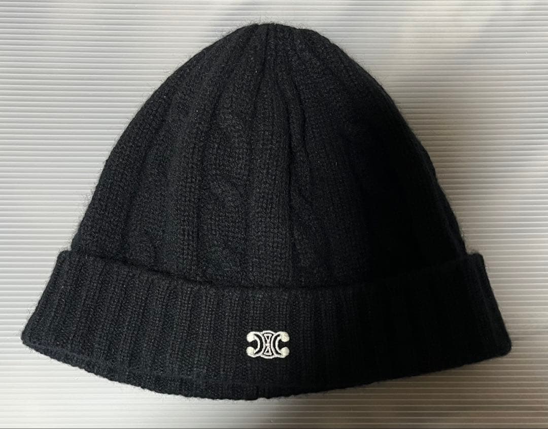 【期間限定5％OFF】セリーヌ トリオンフ ニットキャップ