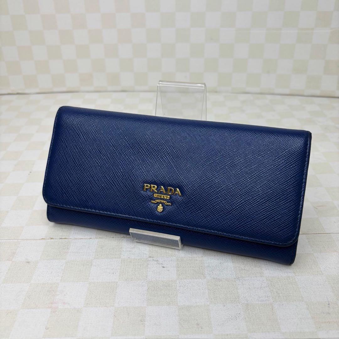 極美品　PRADA プラダ　長財布　二つ折り　M09