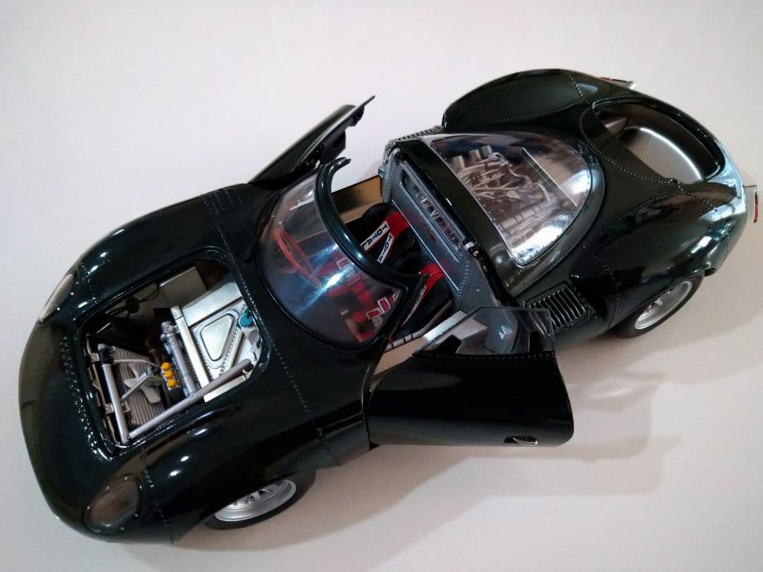 車　ＡＵＴＯ・ＡＲＴ　1/18　ＪＡＧＡＵＡＲ　ＸＪ１３　ダイキャストミニカー