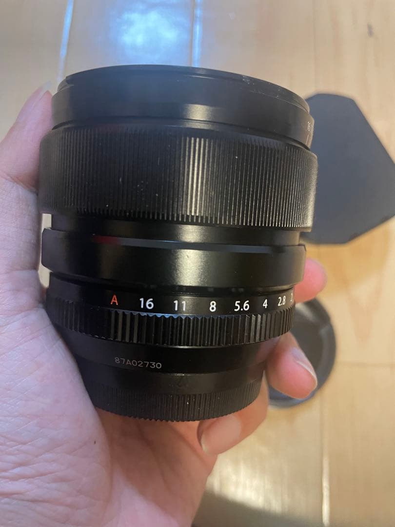 FUJIFILM XF23mmF1.4Rレンズ　レンズフード付き