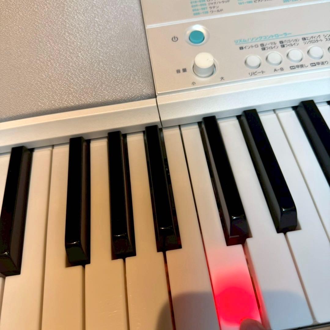 【美品】CASIO カシオ　LK-516 光ナビゲーション キーボード
