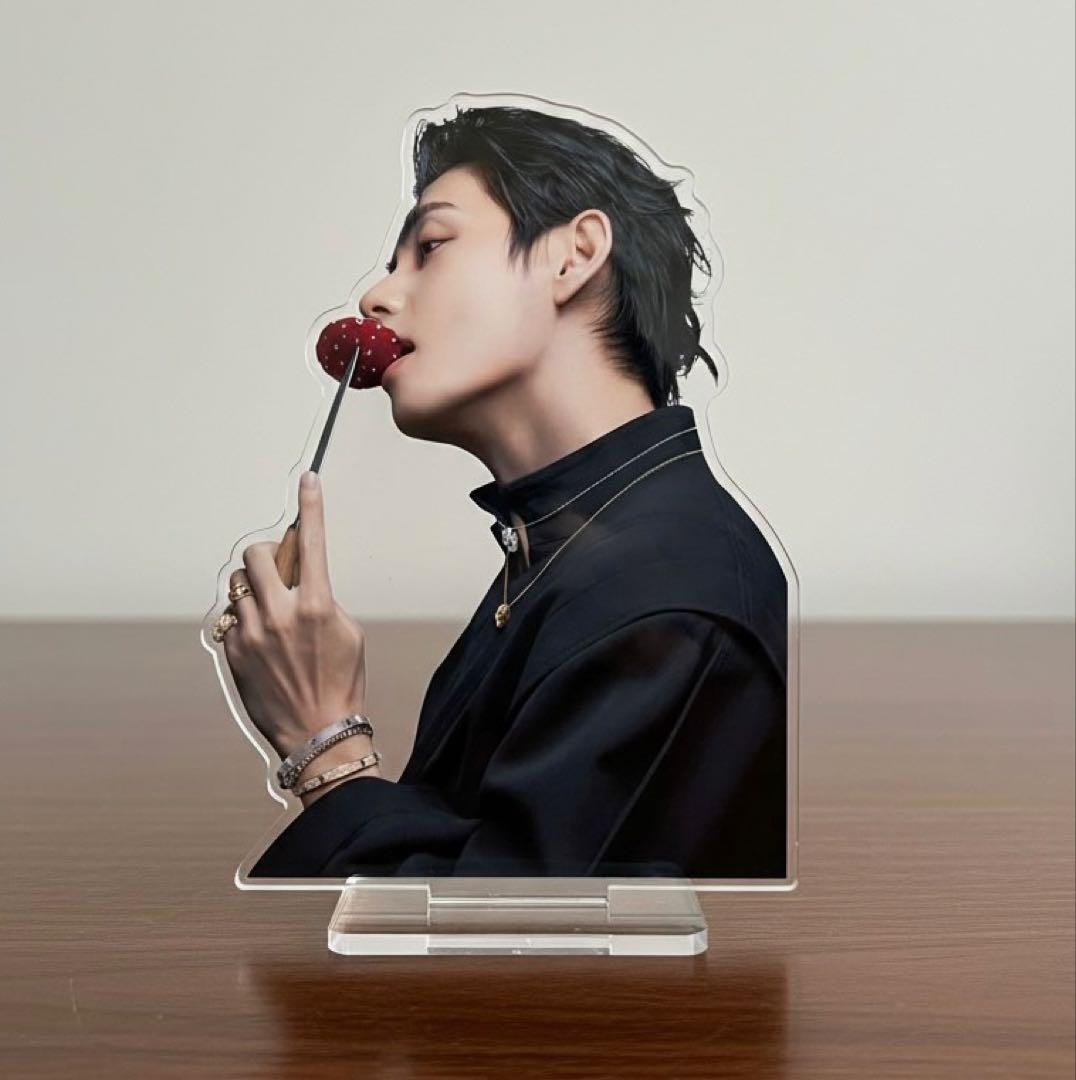 taehyung テヒョン　テテ 超BIGアクスタ　30cm