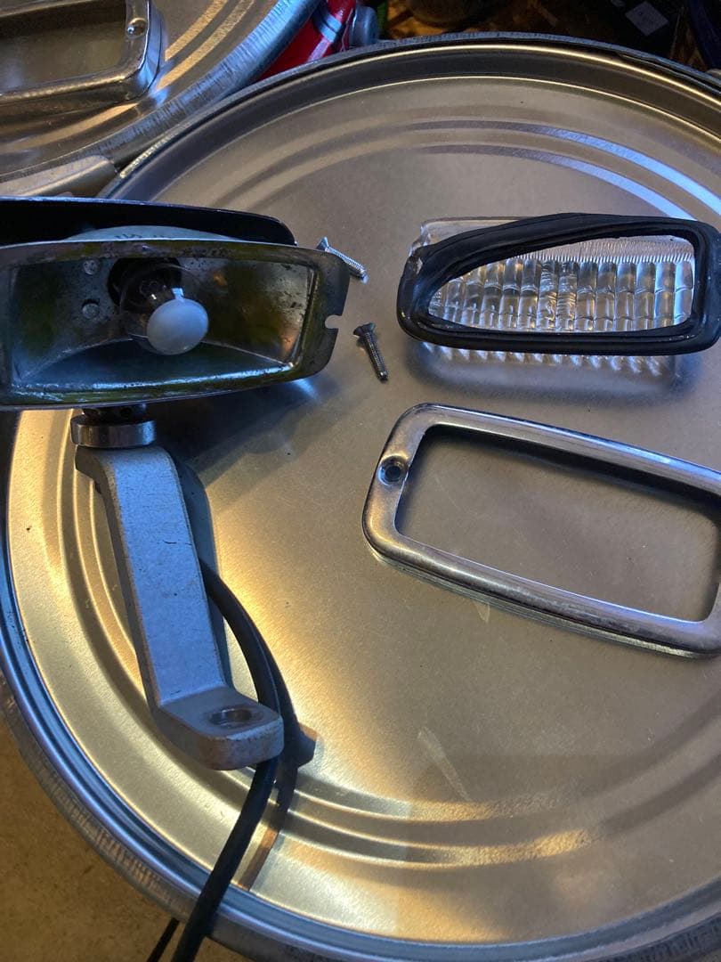 hella ビンテージライト　【ハーレーダビットソン】