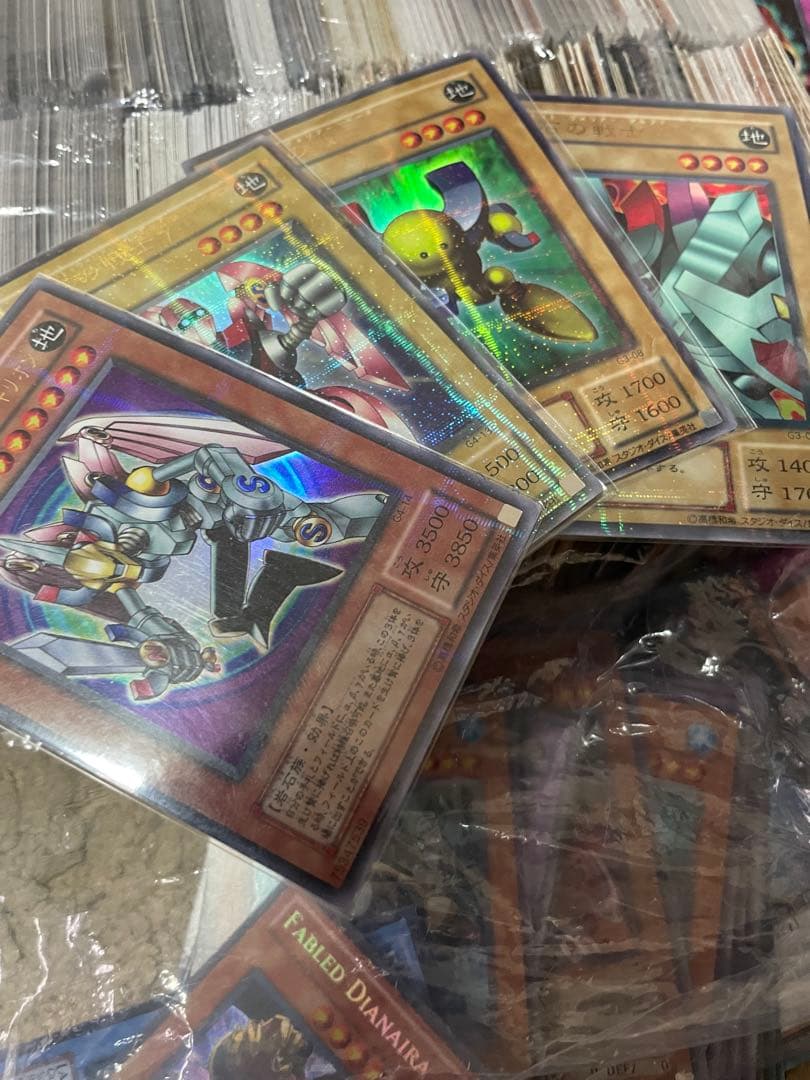 遊戯王　スーパーレア以上　まとめ売り　4000枚程度　初期　2期あり
