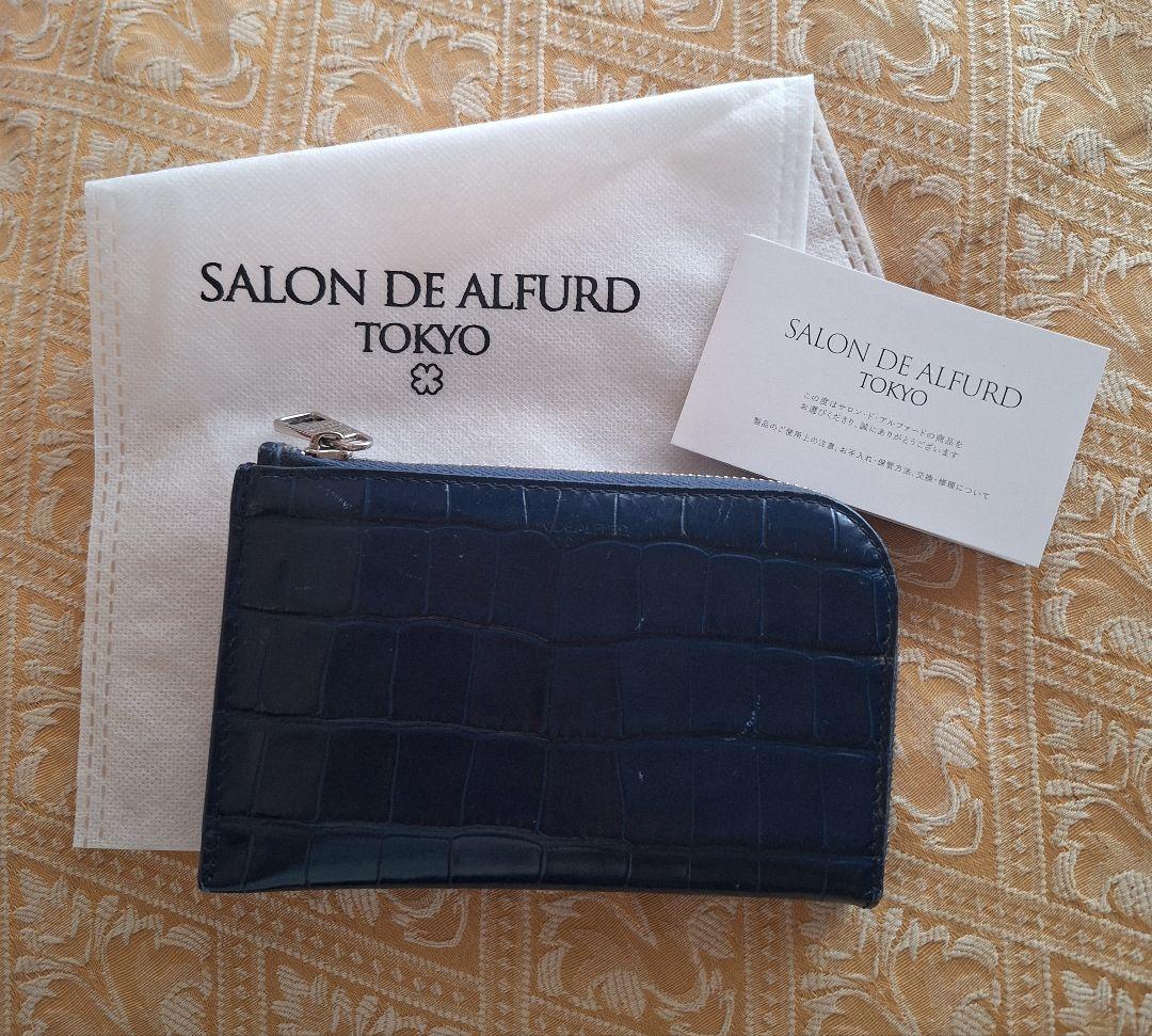 サロンドアルファード　 L字型型押し財布