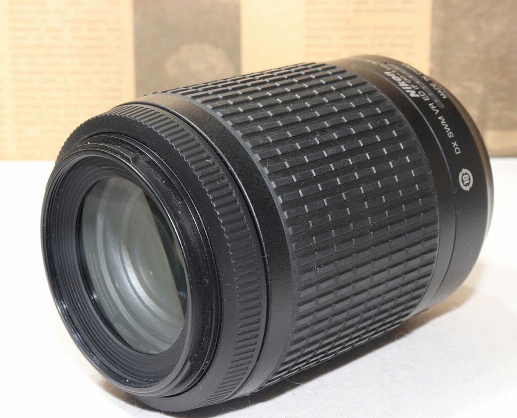 ★手ぶれ補正付き★極上級★純正望遠レンズ★ニコン 55-200mm VR