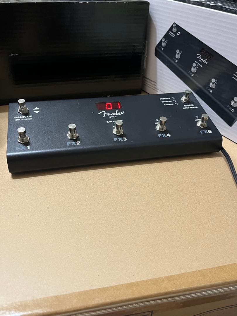 【動作◯】 Fender フットスイッチ GTX-7