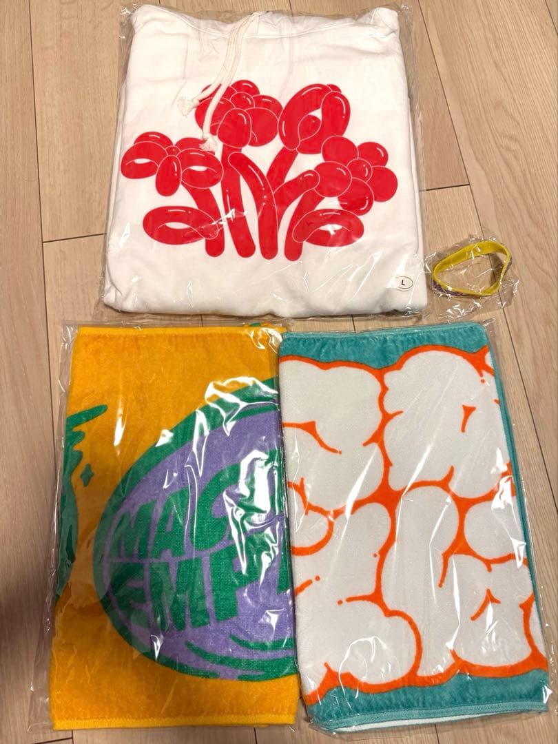 値下げ可能　マカロニえんぴつ　タオル　パーカー　ラババン