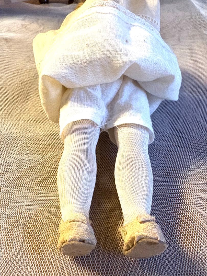 ♡UNIS FRANCE ビスクヘッド　コミュニオンドール　初聖体　スタンド付