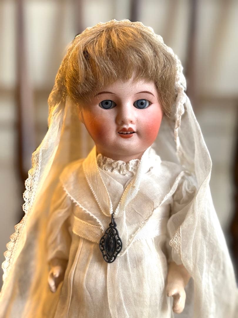 ♡UNIS FRANCE ビスクヘッド　コミュニオンドール　初聖体　スタンド付